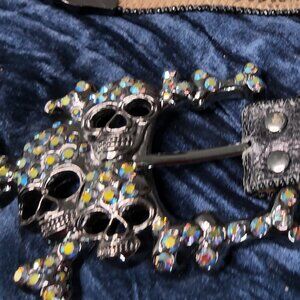 B.B. Simon belt, Waist 31-34, Black leather/silver skulls/multicolor stones